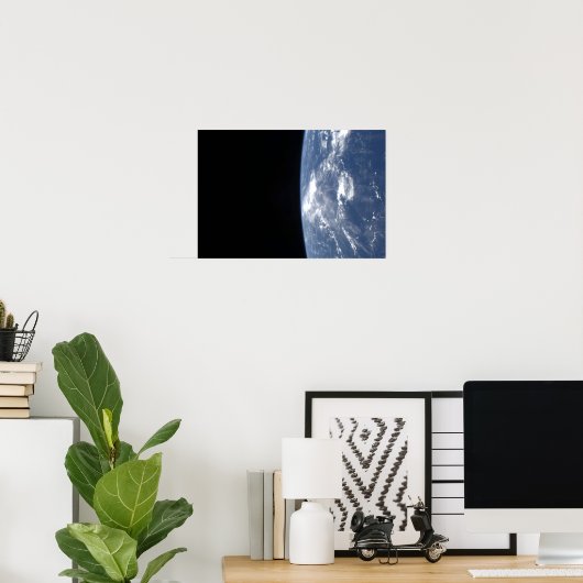 Earth's horizon and the blackness of space ポスター (ホームオフィス)