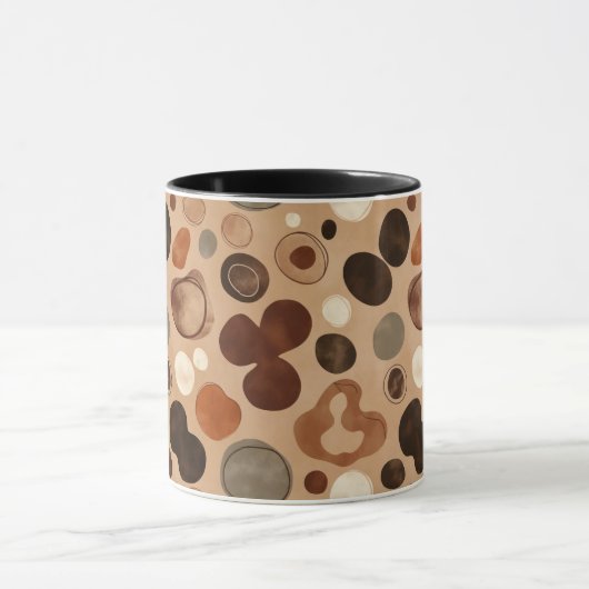 Earthy Pebble Pattern Mug – Warm Stone Dots マグカップ (中央)