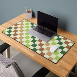 Earthy rainbow diagonal checkerboard pattern デスクマット