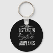 Easily Distracted By Airplanes Funny Plane Lovers  キーホルダー (正面)