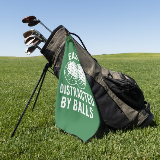 Easily Distracted by Balls Funny Golf Ball Golfer ゴルフタオル (グリーン)