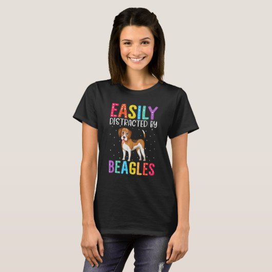 Easily Distracted By Beagles Dog  Beagles Dog Tシャツ (正面フル)