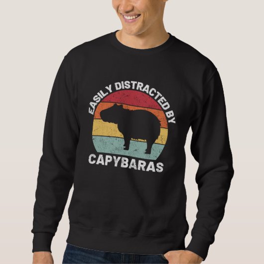 Easily Distracted By Capybara Retro Capybara スウェットシャツ (正面)
