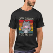 Easily Distracted By Cats Tシャツ (正面)