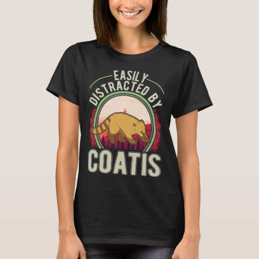 Easily distracted by Coatis Tシャツ (正面)