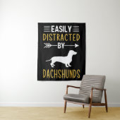 Easily Distracted By Dachshunds タペストリー (インサイチュ)