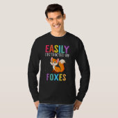 Easily Distracted By Foxes Fox Tシャツ (正面フル)