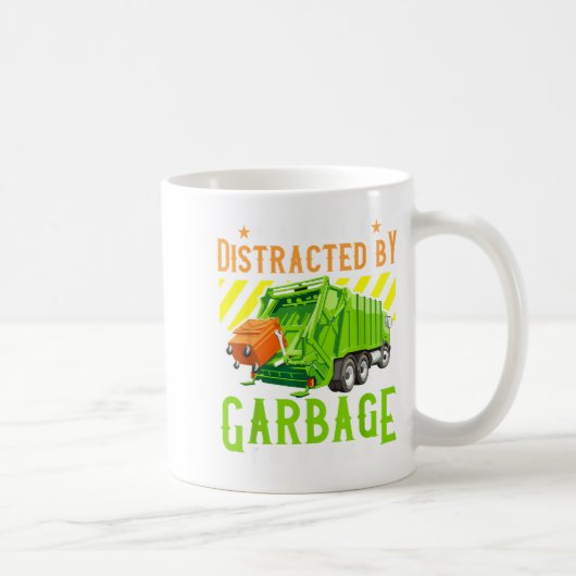 Easily Distracted By Garbage Trucks Funny Truck Lo コーヒーマグカップ (右)