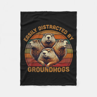 Easily Distracted By Groundhogs Kids Boys Groundho フリースブランケット