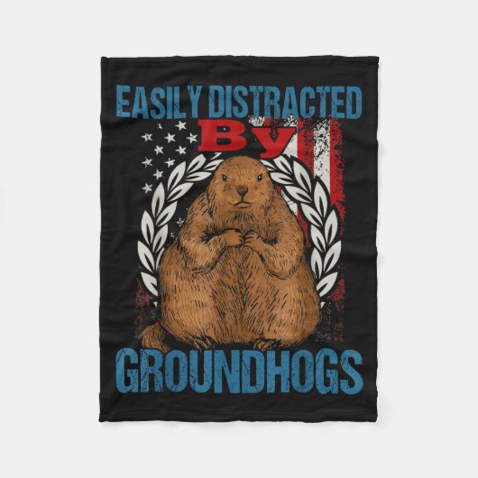 Easily Distracted By Groundhogs Usa Flag Groundhog フリースブランケット (正面)