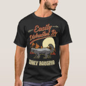 Easily distracted by Honey Badgers Tシャツ (正面)