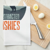 Easily Distracted By Huskies Dog Walking キッチンタオル (四つ折り)