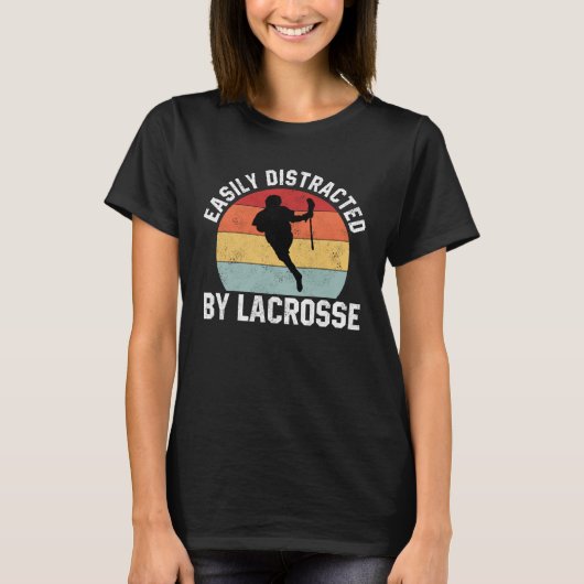 Easily Distracted By Lacrosse Coach Player Sports Tシャツ (正面)