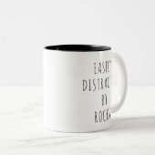 Easily Distracted By Rocks Funny Geologist ツートーンマグカップ (正面右)