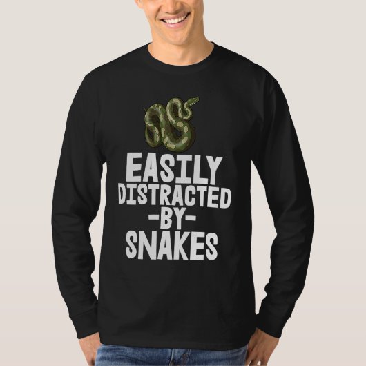 Easily Distracted By Snake Python SlitheringSnake Tシャツ (正面)