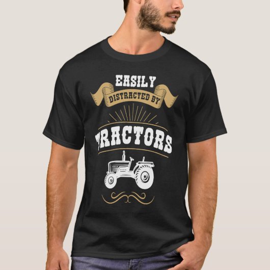 Easily Distracted By Tractors Mens Tractor Tシャツ (正面)