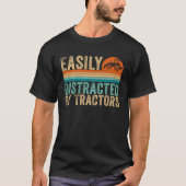 Easily distracted by tractors tシャツ (正面)