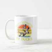 Easily Distracted Duck Hunting Gift Dad Hunter Son コーヒーマグカップ (左)