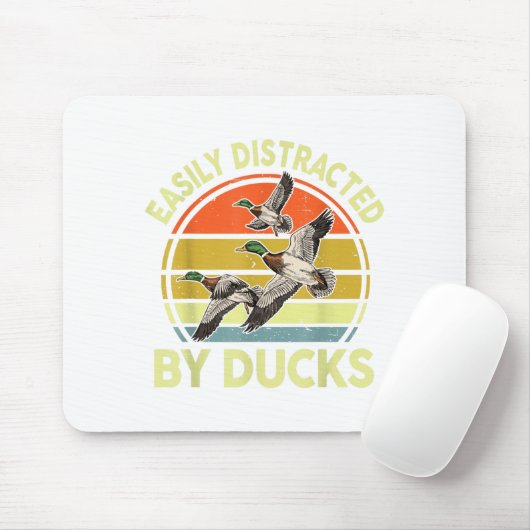Easily Distracted Duck Hunting Gift Dad Hunter Son マウスパッド (マウス)
