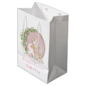 Easter Bunny at Garden Personalized Gift Bag ミディアムペーパーバッグ (正面アングル)