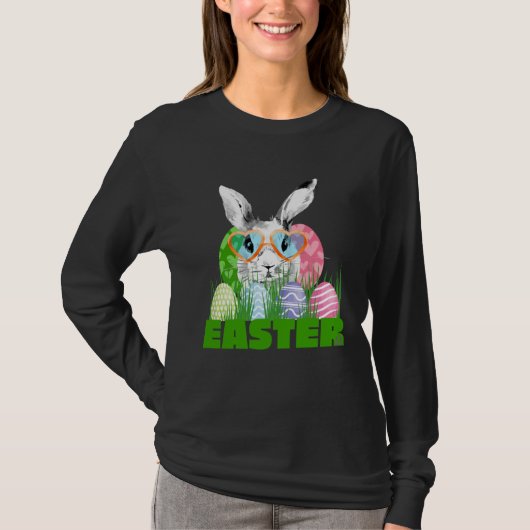Easter Bunny with Glasses Egg Hunting Tシャツ (正面)
