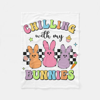 Easter Day Chilling With My Bunnies Egg Hunt Easte フリースブランケット