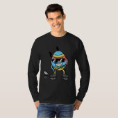 Easter Egg Playing Ice Hockey Cute Sports Men Boys Tシャツ (正面フル)