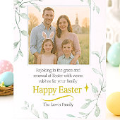Easter Family Photo with Greenery  カード