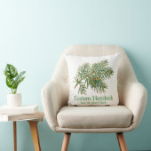 Eastern Hemlock Botanical Branch Throw Pillow クッション (椅子)