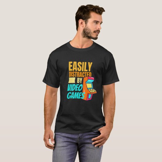 Easy Distracted By Video Games Gaming Nerd 1 Tシャツ (正面フル)