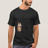 Eat Drink And Be Scary Funny Trendy Tシャツ (正面)