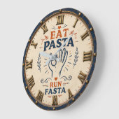 Eat Pasta Run Fasta Funny Italian Kitchen Decor ラージ壁時計 (傾斜)