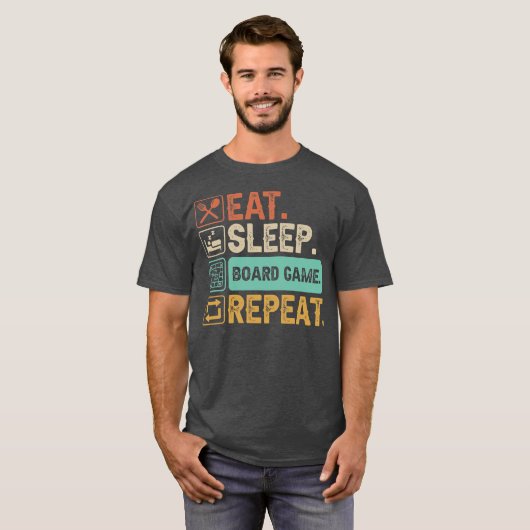 Eat Sleep Board Games Repeat Tシャツ (正面フル)