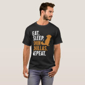Eat Sleep Chinchillas Repeat Short Tail Long Hair  Tシャツ (正面フル)