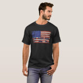EAT SLEEP FISH Patriotic USA American Flag men & w Tシャツ (正面フル)