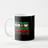 Eat Sleep Grow A Garden Repeat Gamer Style 1 コーヒーマグカップ (左)