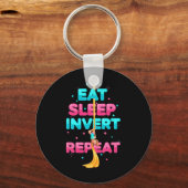 Eat Sleep Invert Repeat 空中サーカス シルク・ダンサー 男性 キーホルダー (正面)