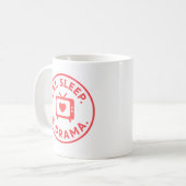Eat. Sleep. K-drama. パーソナライズド コーヒーマグカップ (正面左)