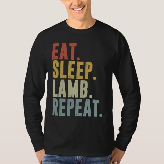 Eat Sleep Lamb Repeat Lambing Tシャツ (正面)