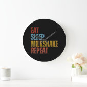 EAT SLEEP MILKSHAKE REPEAT ラージ壁時計 (ホーム)