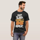 Eat Sleep Pizzelle Repeat イタリアンワッフルの恋人 Tシャツ (正面フル)