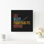 EAT SLEEP PUMPKIN PIE REPEAT スクエア壁時計 (ホーム)