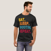 Eat Sleep Shooting Repeat  Boys Men Women Sports P Tシャツ (正面フル)