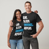 Eat Sleep Snorkel Repeat Tシャツ (ユニセックス)