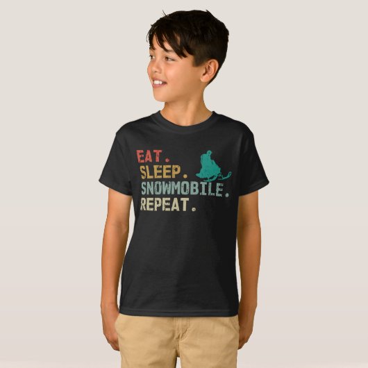 Eat Sleep Snowmobile Repeat Retro snowmobile Tシャツ (正面フル)