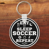Eat Sleep Soccer Repeat Quote キーホルダー (裏面)