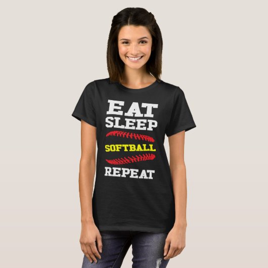 Eat Sleep Softball Repeat Field Bat Catcher Homeru Tシャツ (正面フル)