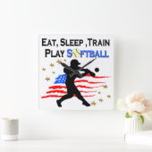 EAT, SLEEP, TRAIN PLAY SOFTBALL 愛国デザイン スクエア壁時計 (ホーム)