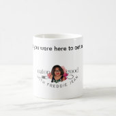 Eaton with Freddie Jean – ホワイトコーヒーマグ コーヒーマグカップ (中央)