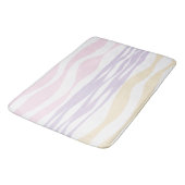 Ebb and Flow – パステルピンク、イエロー、パープル バスマット (アングル)